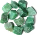 Natuurlijke groene aventurijn kristal ruwe stenen, grote ruwe edelstenen voor decoratie en tuinen. - Groene Aventurijn / 100g Verpakking