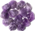 Natuurlijke amethist ruwe steen detailopname, perfect voor kristalgenezing en decor, - Amethist / 100g Verpakking