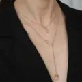 Collier multicouche doré avec pendentif lettre S et goutte en pierre naturelle transparente. - NZ482-Goutte d'eau naturelle