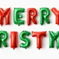Christmas Letter Foil Balloons Set Red And Green Party Decoration 16 Inch Banners - 16-Inch Red and Green Christmas Letter Foil Balloons (MERRY CHRISTMAS)