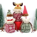 Christmas gift bags set, adorable snowman reindeer and santa canvas drawstring favor bags. - Drawstring Burlap English Apple Bag (Random Mix)