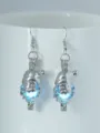 Weihnachtsmann Ohrringe mit hohlem Käfiganhänger und leuchtender Perle für festliche Anlässe. - NY999 Weihnachtsmann + Himmelblau Leuchtend