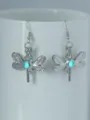 Silberne Libellen-Ohrhaken mit leuchtend blauen Perlen in der Mitte, trendiger Modeschmuck. - NY1010 Libelle mit blaugrünem Leuchten