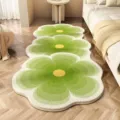Detalle de primer plano de la acogedora alfombra de cabecera de dormitorio floral verde. - 40*60cm [muestra] / Flor verde claro degradada
