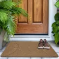 Vista detallada del felpudo de entrada nordico con patron geometrico elegante en la puerta de casa. - 40*60cm / HR Nórdico-3