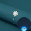 Im Dunkeln leuchtendes silberfarbenes Sonnen-Anhänger Armband für trendigen Damenschmuck - Flamme Stil (NB668)