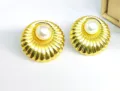 Vintage gold-tone fluted pearl stud earrings elegant classic design jewelry for women daily wear - Shell Texture Round Style / Round Gold