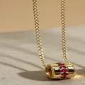 Vergulde cilinder halsketting met rode zirkonia sprankelende hanger voor dames dagelijkse stijl. - Rode Strass