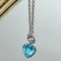 Süße blaue Herz-Anhänger-Halskette, elegante minimalistische Modeschmuck für Damen im Alltag. - Blau Silber