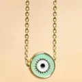 Modische goldfarbene Evil-Eye-Anhänger-Halskette mit grünem rundem Charm für den Alltag. - Hellgrün