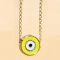 Goldfarbene Kette mit buntem Kiwi Frucht und böses Auge Anhänger, stylischer Modeschmuck. - Gelb