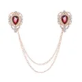 Elegante vintage goldfarbene doppelte Kragennadel mit roten Tropfen Strass Ketten neu. - Roter Edelstein (Goldbasis)