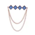 Herren Roségold Edelstein Brosche mit blauen quadratischen Kristallen und Quastenketten. - Tintenblau (Goldbasis)