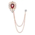 Exquisites Roségold Tropfen Brosche mit rotem Strass und doppelten eleganten hängenden Ketten. - Roter Edelstein (Goldbasis)
