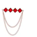 Herren Brosche mit quadratischen roten Edelsteinen und doppelten Ketten in Roségold. - Roter Edelstein (Goldbasis)