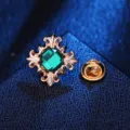 Vintage grüne Kristall gotische Kreuz Brosche Anstecknadel für Hemdkragen Kragenschmuck. - Gold Grün Zirkonia