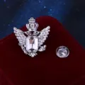 Spilla vintage aquila corona cristallo uomo abito cappotto moda strass gioiello accessorio - Strass Bianco (Base Argentata)
