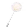 Weiße Stoff Rosen Anstecknadel Boutonnière mit silbernem Stab für Anzug Hochzeit Party. - Gebrochenes Weiß
