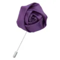 Lila Stoff Rose Reversnadel Boutonniere mit langer Metallnadel Anzug Herren Accessoire - Leuchtendes Lila