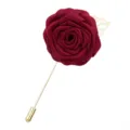 Dunkelrote Stoffrosen Anstecknadel mit goldem Stiel und Blatt, stilvolle Blumen Brosche. - Burgunderrot