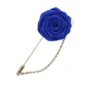 Broche longue fleur de rose en tissu bleu avec chaîne dorée accessoire de costume - Style Rose 3D / Bleu