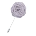 Épingle de revers rose en tissu gris pour costume d'homme, fleur faite main avec longue épingle. - Gris Argent