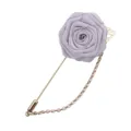 Élégante broche fleur de rose en tissu avec chaîne dorée et feuille pour costume d'homme. - Style Rose 3D / Gris Argent