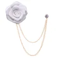 Elégante broche fleur de rose en tissu avec double chaîne pompon pour costume de mariage. - Blanc Cassé