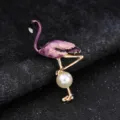 Paarse geëmailleerde flamingo broche met parel, schattige dieren trui speld voor dames. - Paars (met parels)
