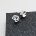 Kristall Reversnadel Mini Strass Brosche Anzug Hemd Kragennadel Schmuck Zubehör Glänzend - Weiße Strasssteine (Silberne Basis), 1 Paar