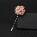 Élégante broche fleur en tissu avec longue tige métallique, accessoire chic pour pull. - Rose Lotus