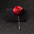 Handgemachte rote Satin Rose Reversnadel Stoffblume Anstecknadel für Herren Anzug. - Stoffrose Stil / Burgunderrot