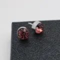 Koreanischer rosa Strass Reversnadel Mini Brosche fuer Herren Damen Anzug Hemd Kragen Dekoration. - Lila-rote Strasssteine (Silberne Basis), 1 Paar