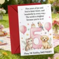 Jolie carte de vœux pour 5e anniversaire avec enveloppe rouge et animaux mignons fille. - Style Anniversaire Fille 5 Ans (T020402299) / Lot de 10 feuilles