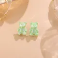 Grüne schimmernde Gummibärchen Ohrringe süße Acryl Harz Tier Ohrstecker für Frauen Mädchen - Teddybär / 1 Paar Packung / Grün