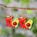 Niedliche hölzerne mexikanische Chili Avocado Ohrringe, lustiger festlicher Modeschmuck Damen. - Chili Und Avocado Stil (4379)