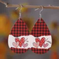 Rot-schwarze Karo Herz PU Leder Tropfen Ohrringe fuer den Valentinstag Geschenke. - 454