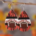 Super Bowl Football Game Day Tropfen PU Leder Ohrringe, stylische Sport Ohrringe. - Rot Schwarz Tigerstreifen Game Day Stil (1768)