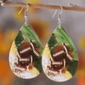 Voetbal patroon PU leer druppel oorbellen voor sportfans lichtgewicht mode sieraden - Grastextuur Football