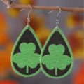 Orecchini pendenti in ecopelle PU con quadrifoglio verde per festa di San Patrizio - Stile Trifoglio Sfondo Nero (277)