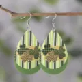 Orecchini pendenti in pelle PU con trifoglio a quadri verdi per festa di San Patrizio - Stile Patchwork Quadri Strisce Verde Bianco (349)
