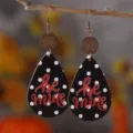 Valentinstag Leder Holz Tropfen Ohrringe mit Punkten und süßem Print für Damen Geschenke. - Stil 1982