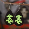 Pendientes colgantes de fantasma verde neón gótico de Halloween, cuero PU de doble cara. - Estilo Cara Fantasma (3485)