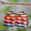 Retro Bücherstapel Holz Ohrringe für Lehrer, stilvoller hängender Buch Schmuck im Vintage-Stil. - Mehrfarbig (SHE2802)