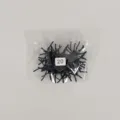 Detailansicht Halloween Simulation Plastik kleine Spinnen Requisiten Packung, Party Deko Zubehoer. - 20 Stück/Packung (Schwarz)