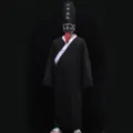 Detailansicht des Halloween Kostüms, traditioneller schwarzer Umhang mit spitzem Hut. - Set / Schwarz