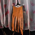 Accesorio de esqueleto colgante de Halloween con sombrero de bruja y gasa para decoración. - Fantasma colgante con capucha naranja