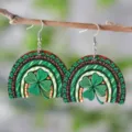 St. Patrick's Tag grüne Kleeblatt Regenbogen Holz Ohrringe doppelseitig festlichen Schmuck - Leopard Regenbogen Klee Stil (SHE2258)