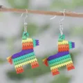 Bunte hölzerne Piñata Esel Ohrringe, süße festliche Holz Ohrhänger für Damen modisch. - Esel Piñata Stil (SHE2774)