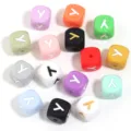 Perles lâches en silicone coloré lettre Y carrées pour accessoires de bijoux de bracelet - Lettre Y / Taille Extérieure 12mm Trou 2.5mm